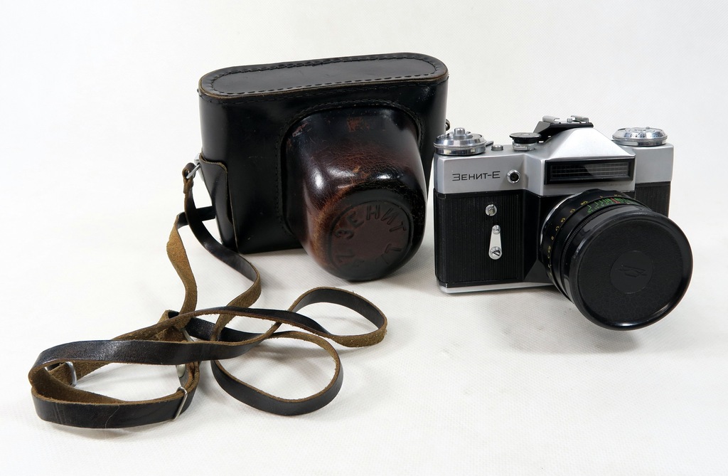 Aparat ZENIT 3E obiektyw Helios 44-2 ZSRR