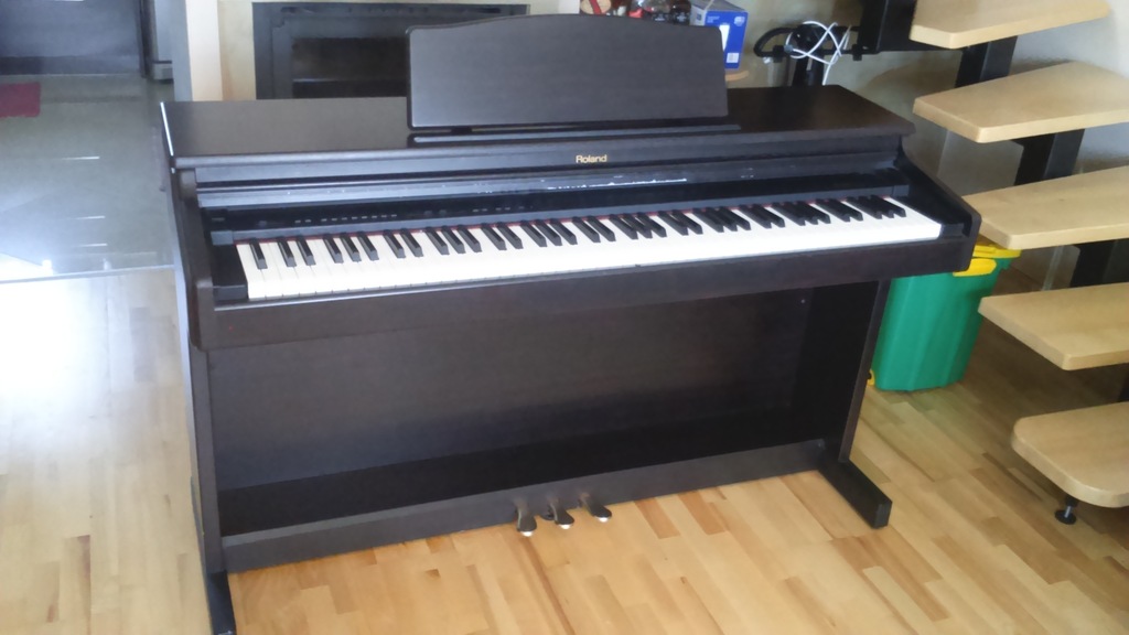 Pianino Roland HP 237 Re