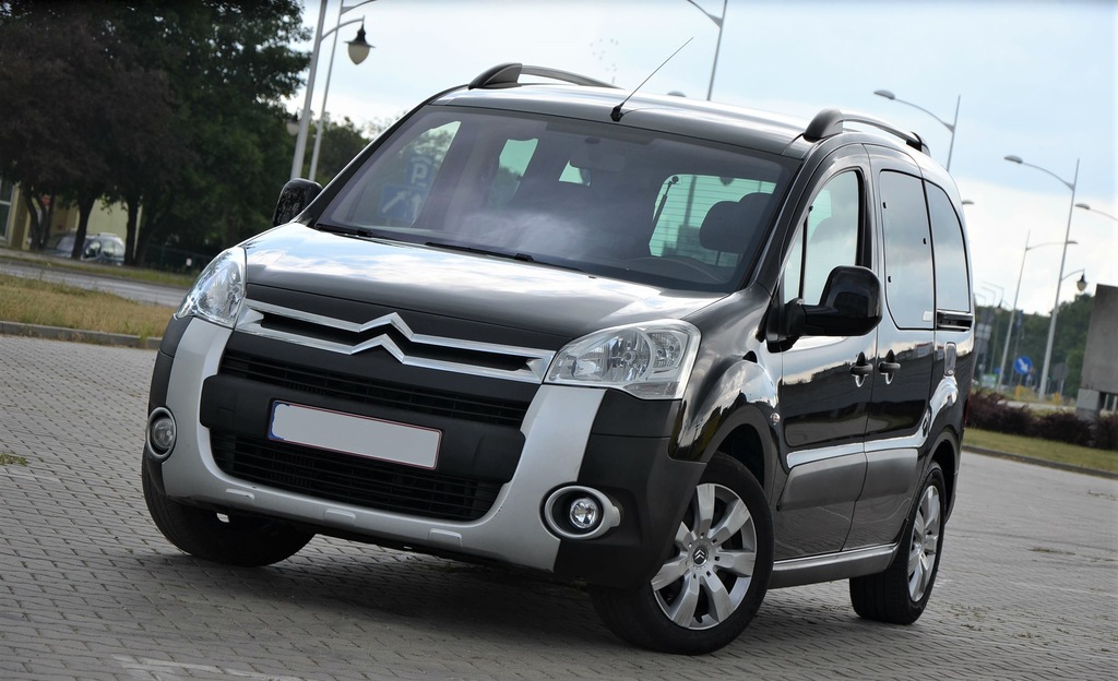 CZARNY CITROEN BERLINGO XTR 1.6HDI 110PS JAK NOWY