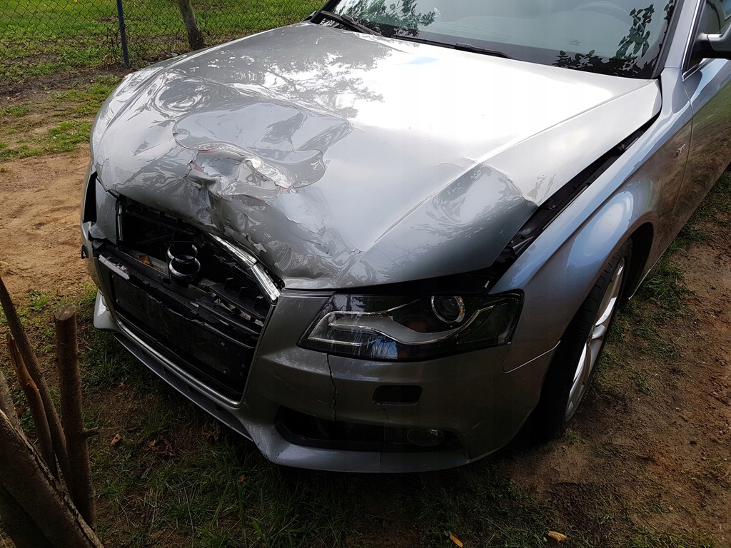 Audi A4, B8 S-Line Uszkodzona