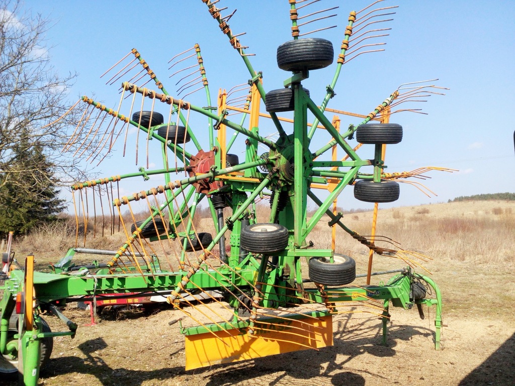 zgrabiarka dwukaruzelowa SAMASZ Z-2-780 (rok 2011)