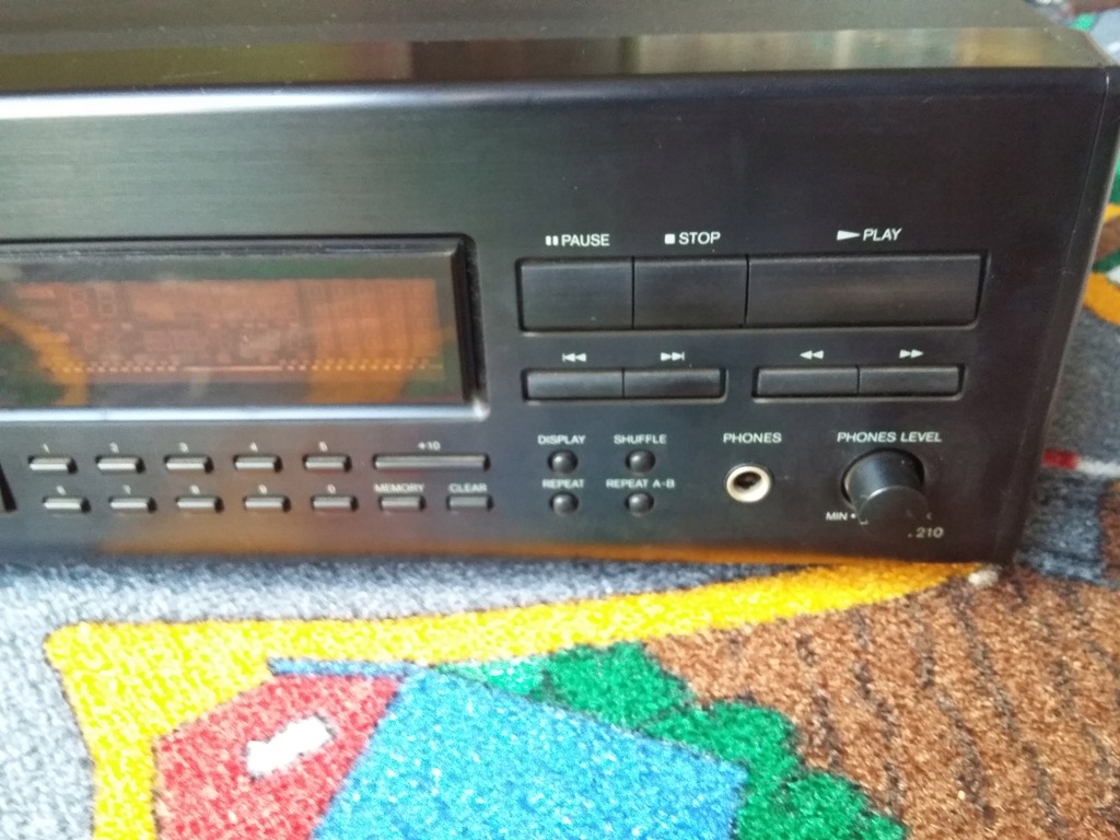 ONKYO COMPACT DISC PLAYER R1 PRZESKAKUJE LASER FVA 7455102285