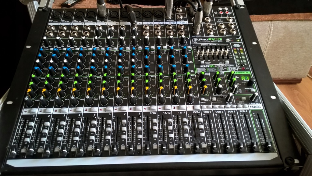 Mikser Mackie Pro Fx 16 v2 USB, stan idealny