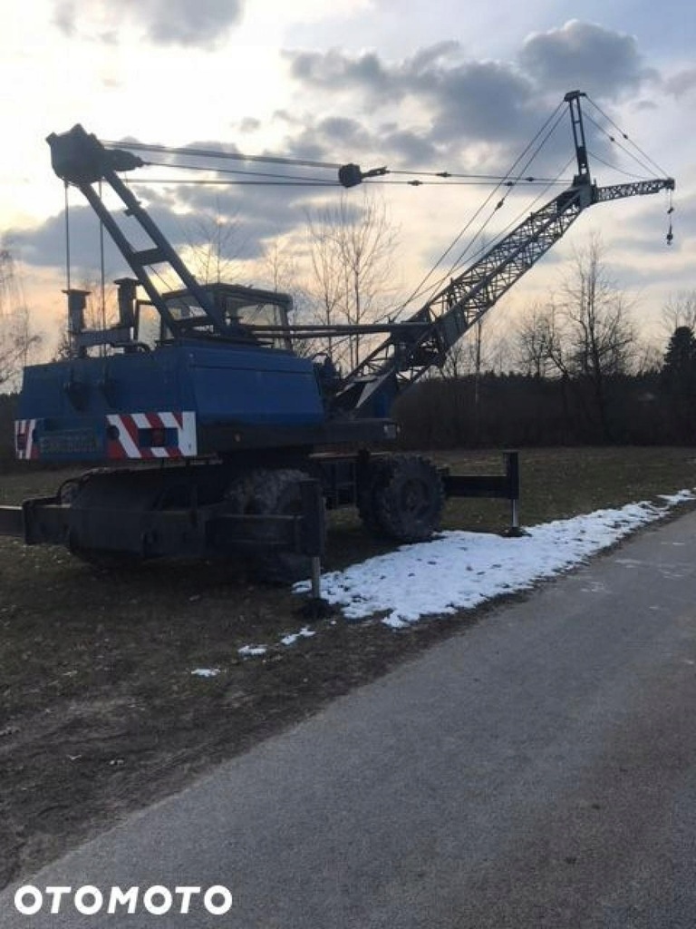 Dźwig Samojezdny Żuraw SENNEBOGEN S612M