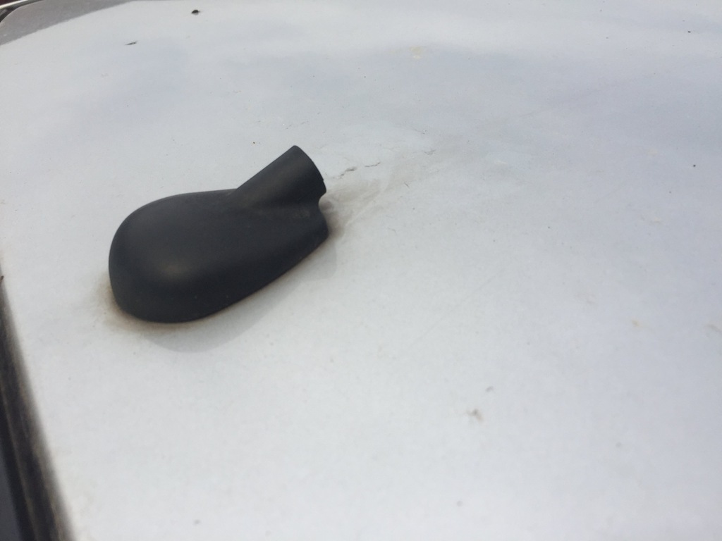 FORD FOCUS MK2 ANTENA STACJA NA DACH 0711 GPS