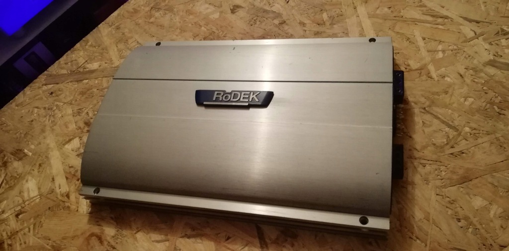 Wzmacniacz Rodek R2180A 600w RMS z USA 2-kanałowy