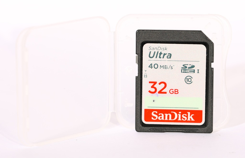 SanDisk ULTRA 32 GB   