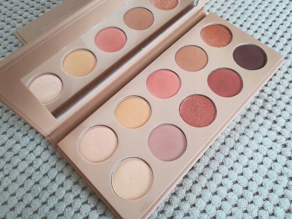 KKW Beauty paleta cieni Classic Palette