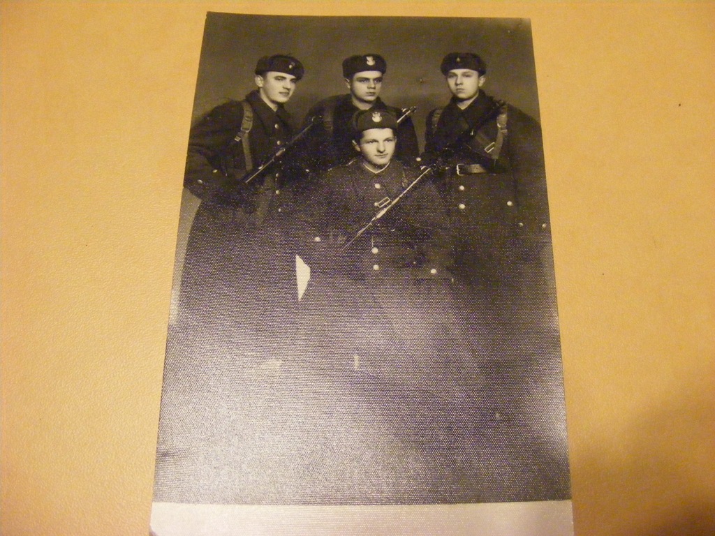 Stare zdjęcia sojusznicy z armii godni zaufania