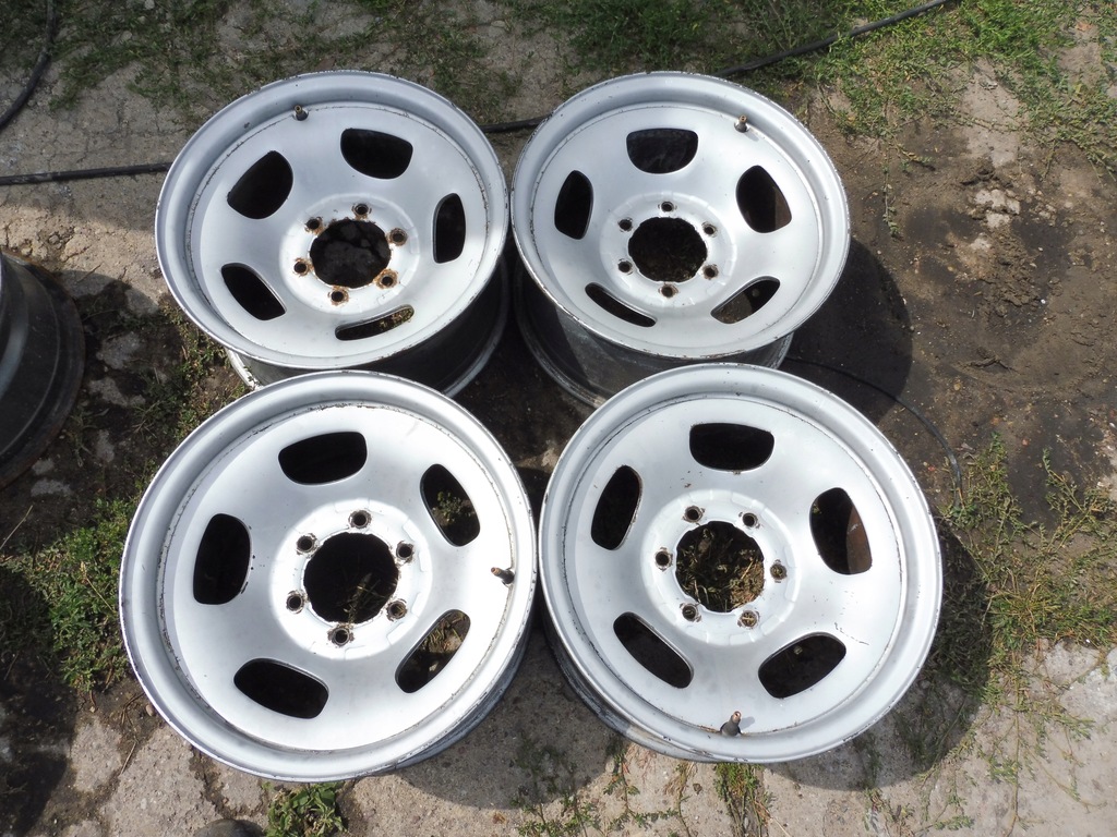 FELGI STALOWE R16 6x139,7 TOYOTA LAND CRUISER 80