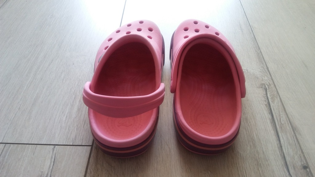 Crocs c deals 10 11