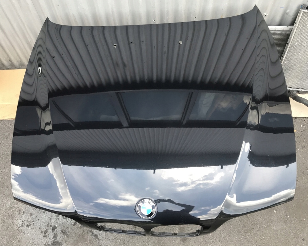 MASKA POKRYWA SILNIKA BMW E39 COSMOSSCHWARZ 303