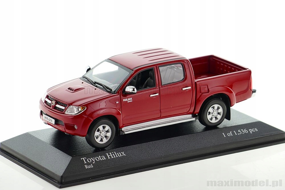 TOYOTA Hilux red 2007 1/43 MINICHAMPS 400166660