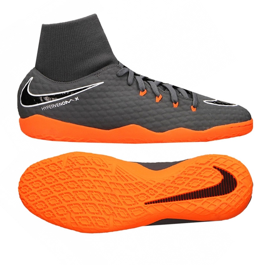 nike football hypervenom phantomx 3