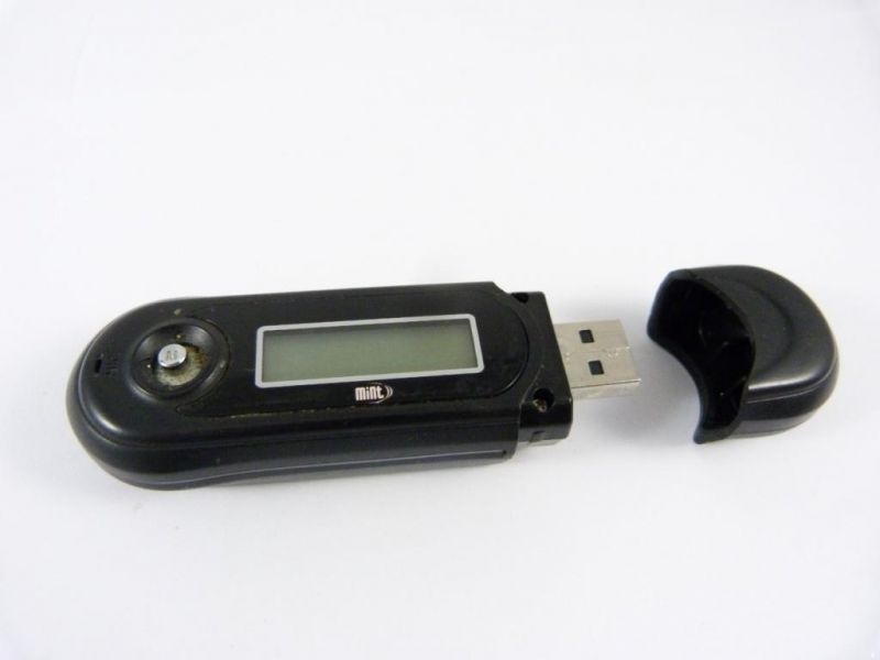 ODTWARZACZ MP3 MINT Z DYKTAFONEM