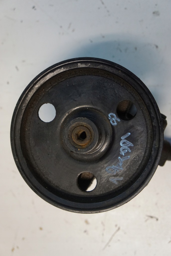 FORD FOCUS MK1 1.8 TDCI TDDI POMPA WSPOMAGANIA 7636832913 oficjalne