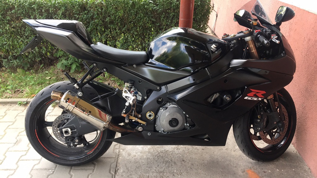 Gsxr 1000 deals k6 yoshimura