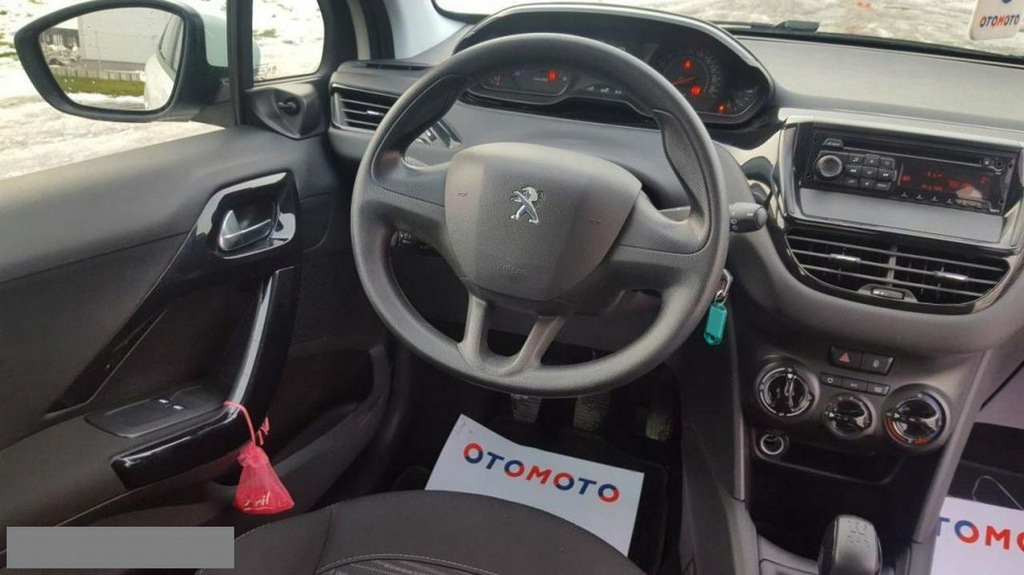 Peugeot 208 SW model 2015r 1.4 HDI 5 drzwi cena