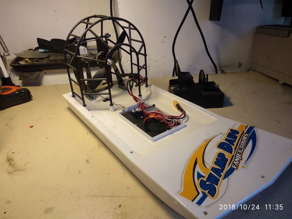 Łódź bagienna rc airboat