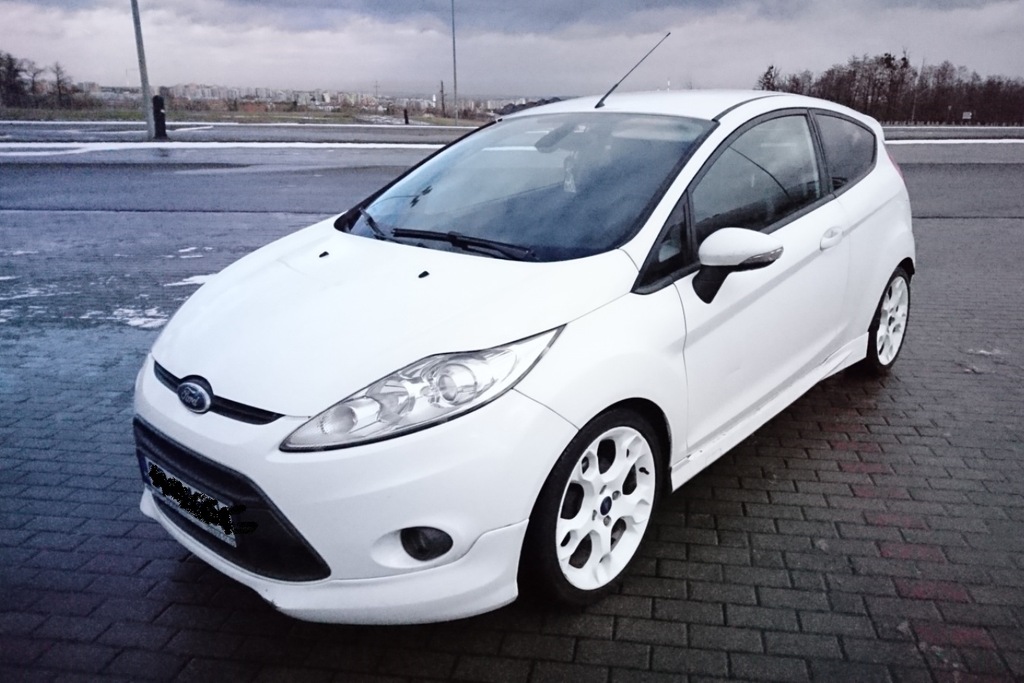 Ford Fiesta ST MK7 1.6 134KM (2011) biały  