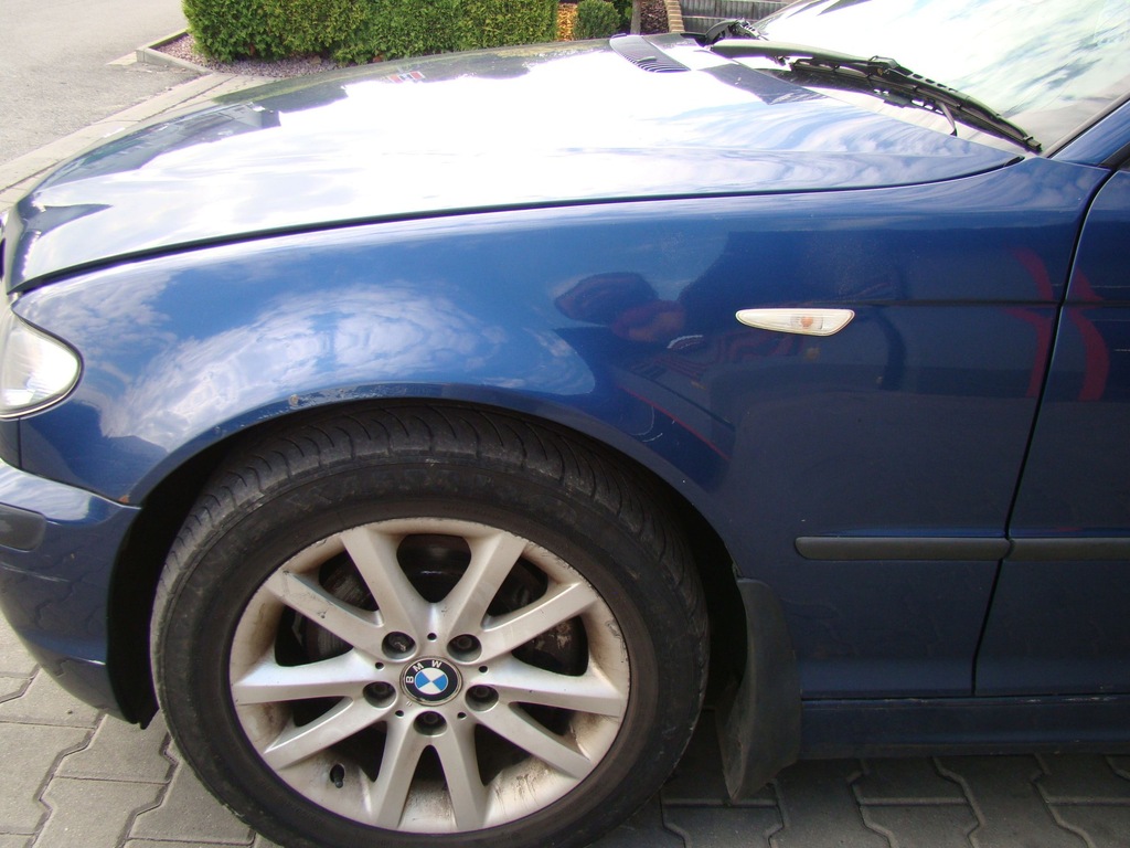 BMW E46 LIFT MYSTICBLAU BLOTNIK LEWY PRZOD