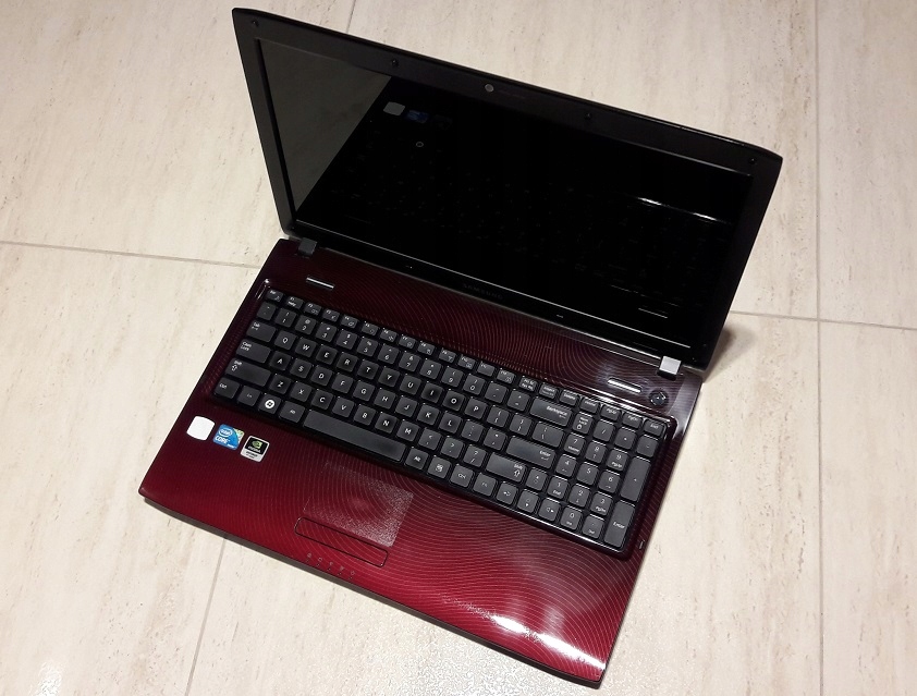 SAMSUNG NP-R580-JS03PL 15,6", Core i5, 320GB