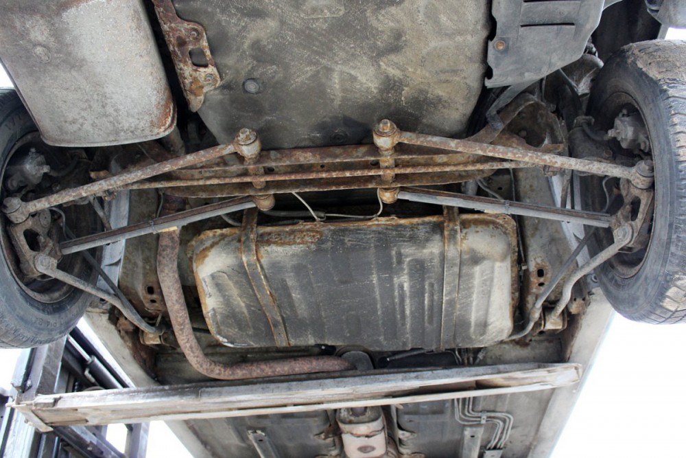 Belka zawieszenia tył Daewoo Nubira 00-02  Sedan