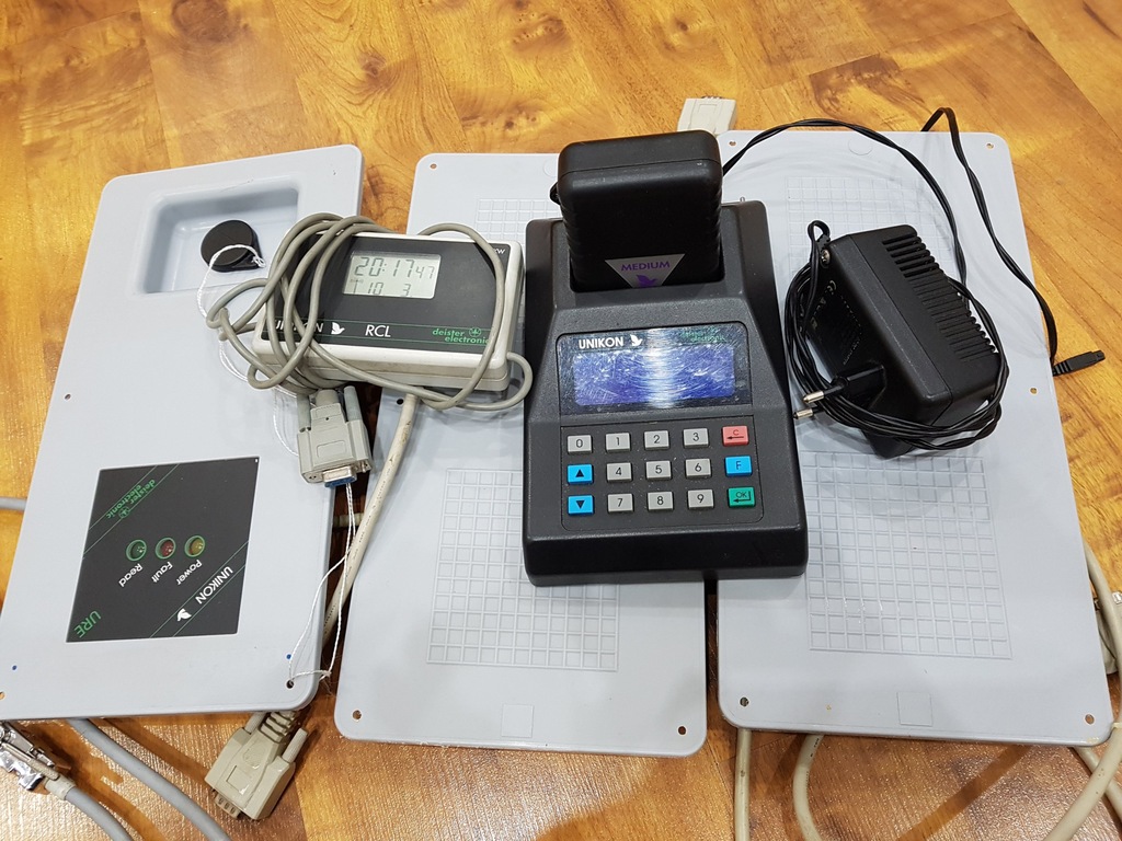 ZEGAR UNIKON 2 anteny.Antena wkładań zegar sateli
