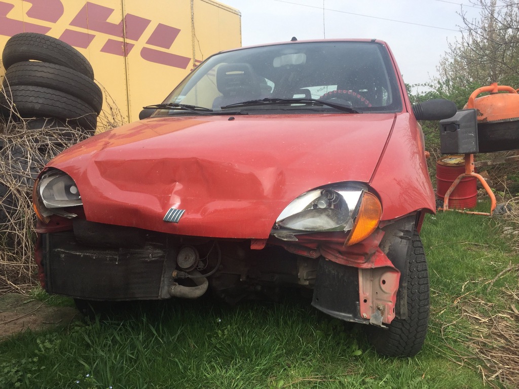 Fiat Seicento uszkodzony przód