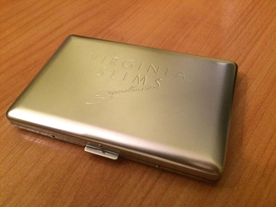 METALOWA PAPIEROŚNICA  VIRGINIA SLIMS