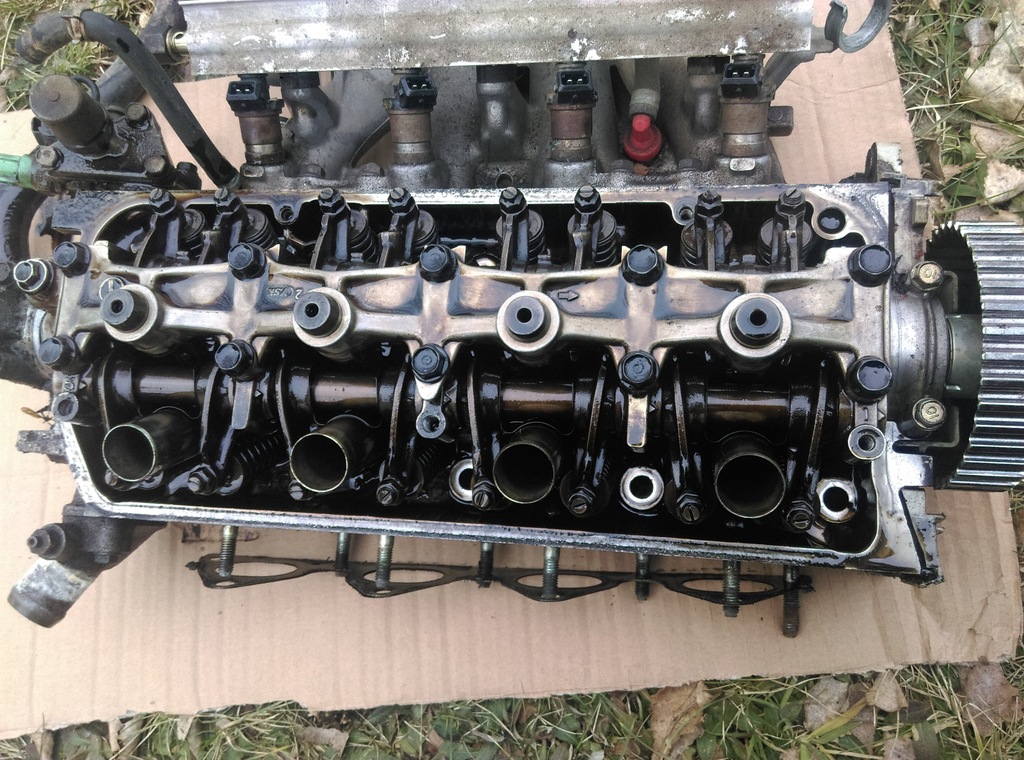 Głowica 1.6 vtec d16z6 CRX del sol CIVIC V 92 95