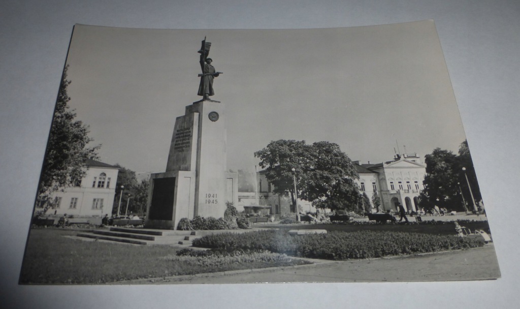 LUBLIN POMNIK WDZIĘCZNOŚCI... fot. Hartwig
