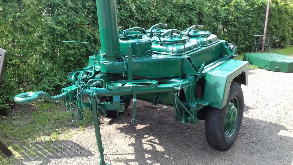 KUCHNIA POLOWA KP 340 + 6 DUŻYCH MENAZEK POKRYWA