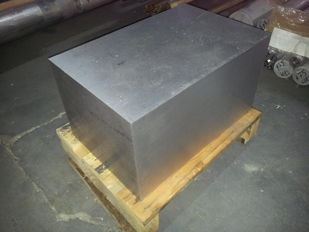Kostka aluminiowa 250x300x465 mm 5083 PA13