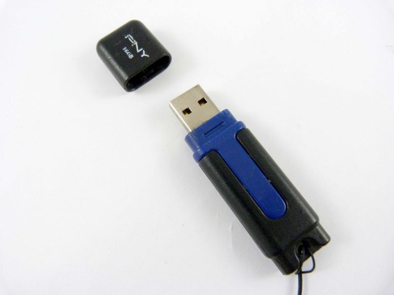 PENDRIVE PNY 16GB