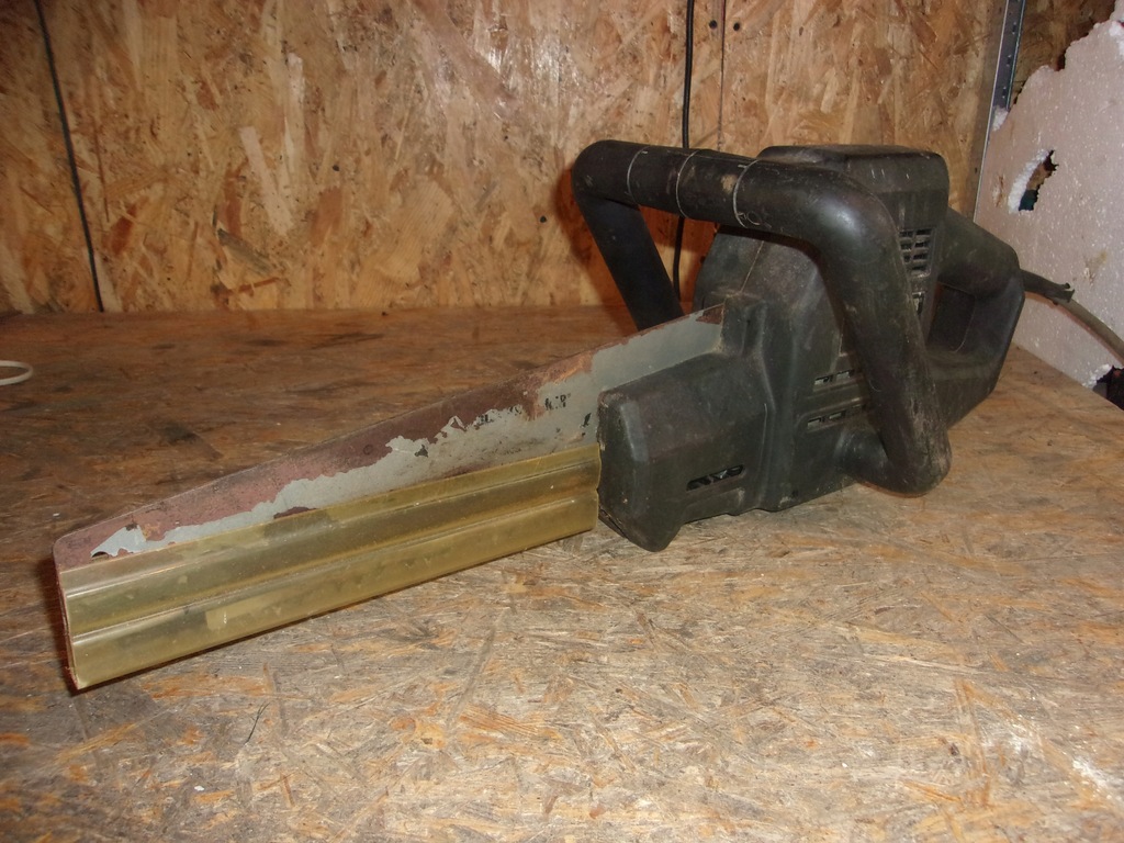 Piła Aligator Black&amp;Decker BD380 1020W