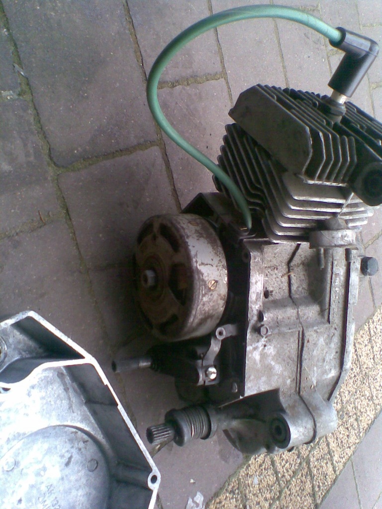 Silnik romet,motorynka, komar 023