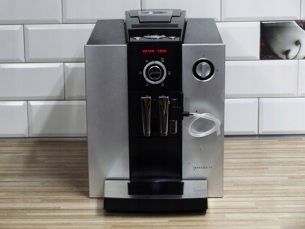 JURA IMPRESSA F7 EKSPRES AUTOMAT TYLKO 8100 KAW 7529134010