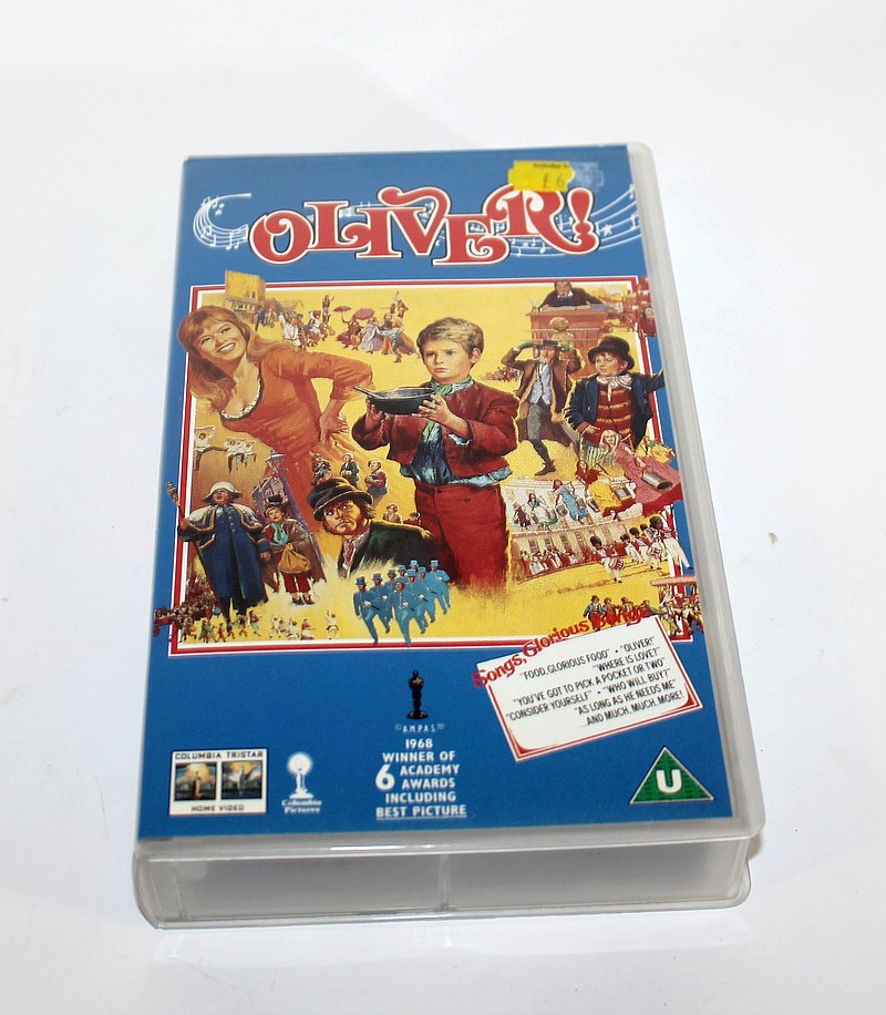 OLIVER TWIST film bajka klasyk na VHS