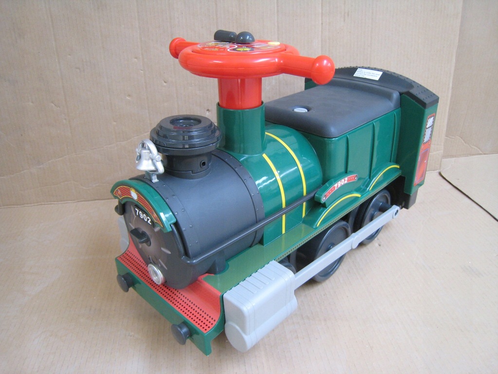 Pociąg na akumulator 6V lokomotywa ciuchcia dźwięk