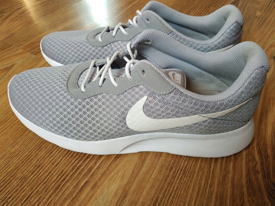nike tanjun 42