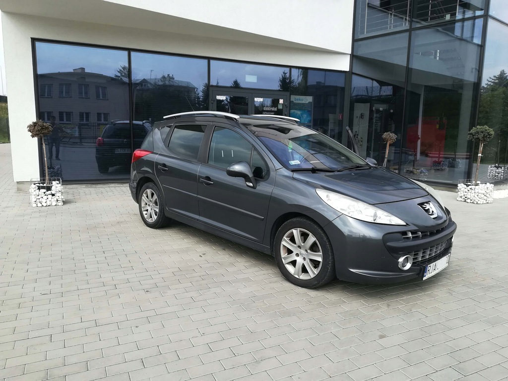 Peugeot 207 SW 2008r. 1.6 HDi 109kM 186 tys *panor