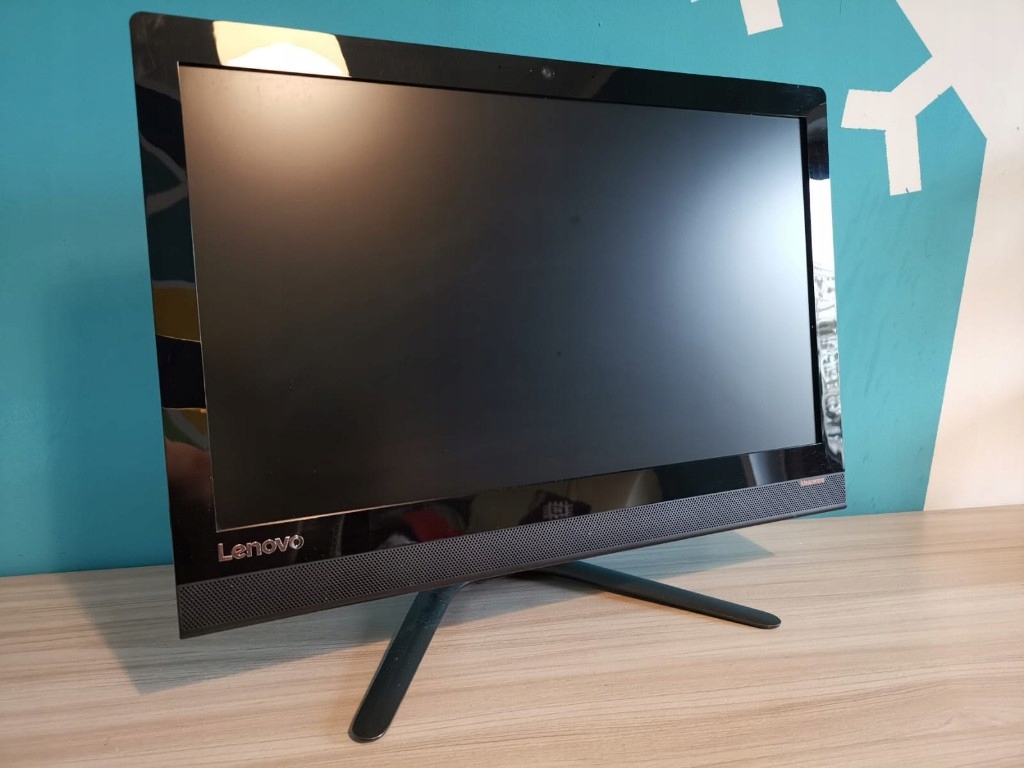 F0BX00AGPB LENOVO AIO Ideacentre 300-22ISU 1T 4GB