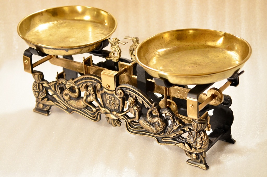 Stara kolekcjonerska waga szalkowa 5 kg, 1924 rok