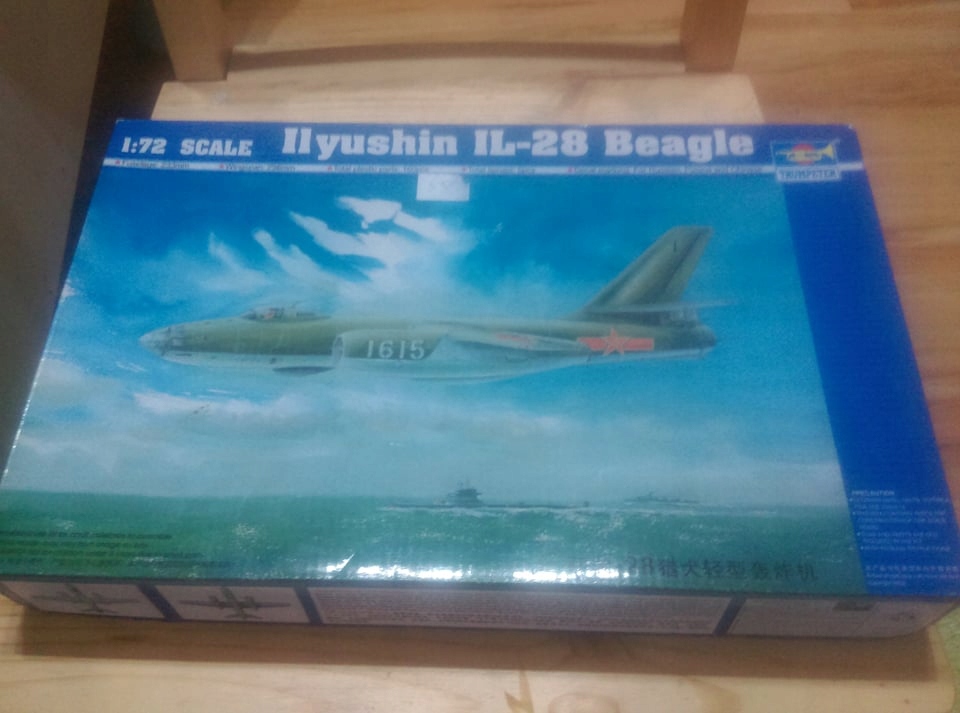 Ilyushin IL-28 Beagle firmy Trumpeter