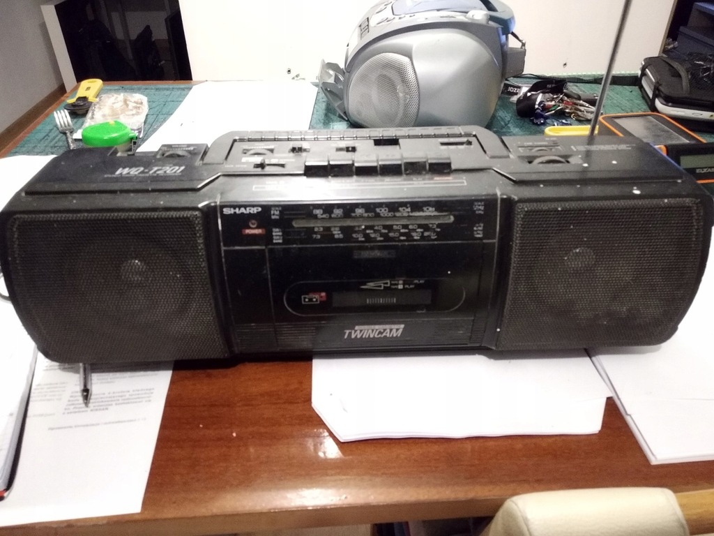 Radio Sharp WQ-T201 podwójna kieszeń czytaj opis
