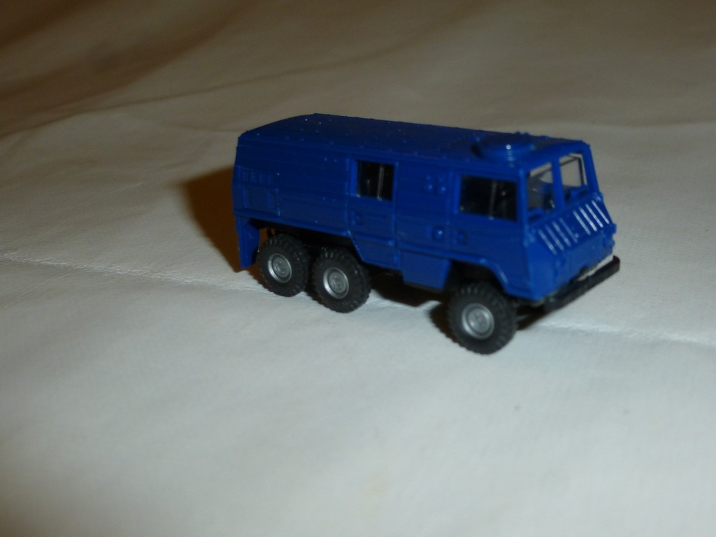 PINZGAUER STEYR PUCH 1/87 HO Nr 6