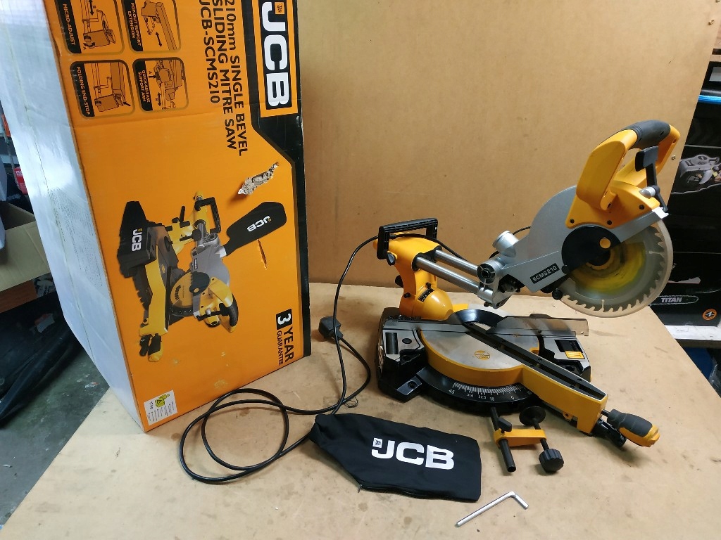 PIŁA UKOŚNICA JCB-SCMS210 210 MM POSUW LASER