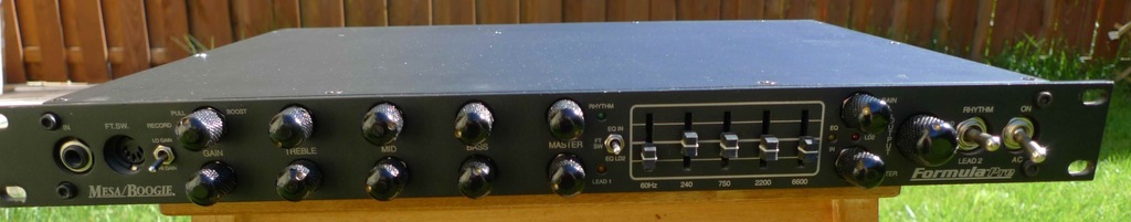 Mesa Boogie - Formula Pre - preamp + footswitch