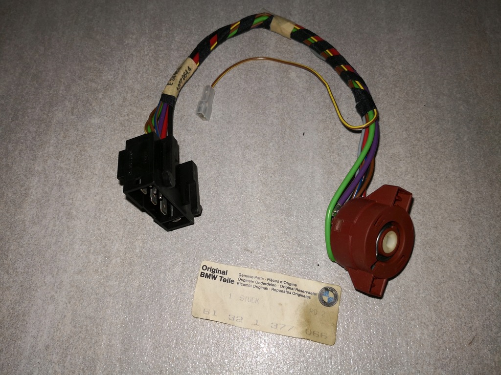 NOWA ASO kostka stacyjki BMW E28 61321377066